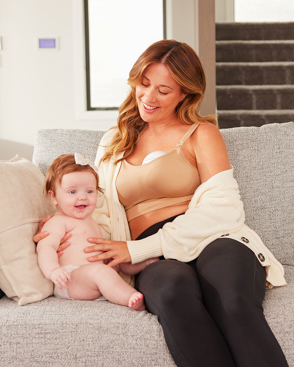 On-the-Go Bundle: M5 Hands-free Breast Pump and PureHug Baby Carrier